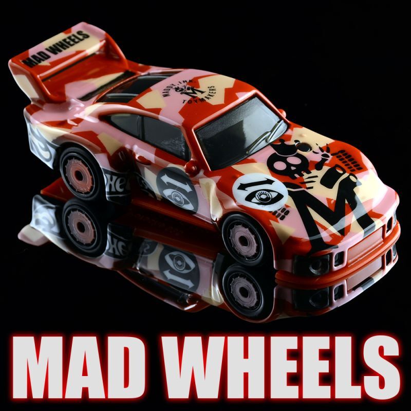 画像: MAD WHEELS (マッドホイール） 【"PINK CAMO 935" PORSCHE 935 (カスタム完成品）】CAMO PINK/RR （送料サービス適用外） 