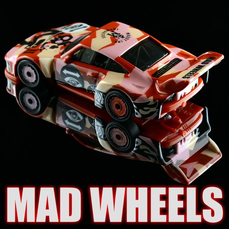 画像: MAD WHEELS (マッドホイール） 【"PINK CAMO 935" PORSCHE 935 (カスタム完成品）】CAMO PINK/RR （送料サービス適用外） 