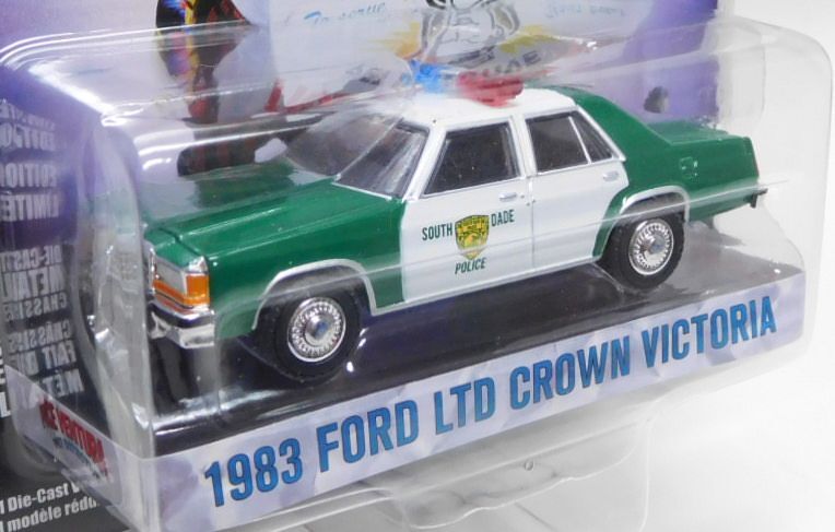 画像: 2022 GREENLIGHT HOLLYWOOD SERIES 33 【1983 FORD LTD CROWN VICTORIA】GREEN-WHITE(ACE VENTURA) 