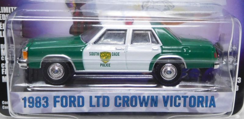 画像: 2022 GREENLIGHT HOLLYWOOD SERIES 33 【1983 FORD LTD CROWN VICTORIA】GREEN-WHITE(ACE VENTURA) 