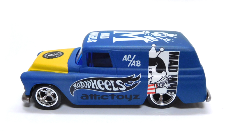 画像: MAD WHEELS (マッドホイール） 【'55 CHEVY PANEL (フード開閉タイプ) (カスタム完成品）】FLAT BLUE/RR （送料サービス適用外） 