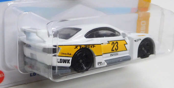 画像: 【LB SUPER SILHOUETTE NISSAN SILVIA (S15)】WHITE/MC5 (NEW CAST)