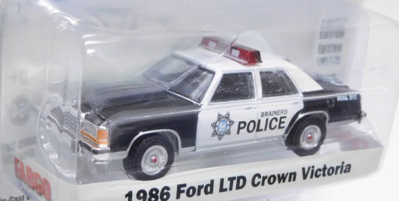 画像: 2022 GREENLIGHT HOLLYWOOD SERIES 35 【1986 FORD LTD CROWN VICTORIA】BLACK-WHITE(FARGO) 