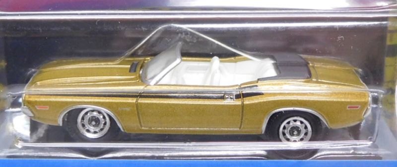 画像: 2022 GREENLIGHT HOLLYWOOD SERIES 34 【1971 DODGE CHALLENGER 340】CHAMPAGNE(THE MOD SQUAD) 