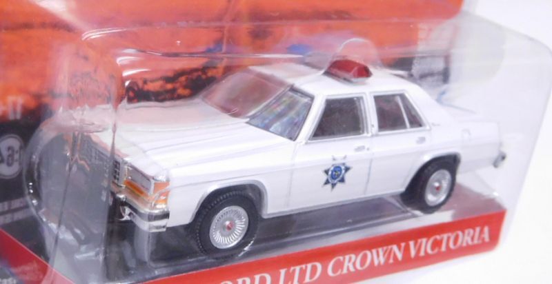 画像: 2022 GREENLIGHT HOLLYWOOD "THELMA & LOUISE" 【1983 FORD LTD CROWN VICTORIA】WHITE