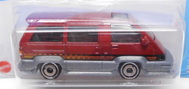 画像: 【1986 TOYOTA VAN】DK. RED/DD8 (NEW CAST)