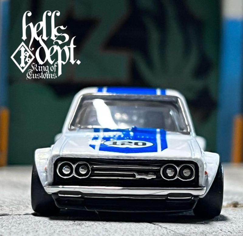 画像: HELLS DEPT 2022  【ハコスカ・510フェイス・セット (for '75 DATSUN SUNNY TRUCK)(カスタム用パーツセット)(初回限定くま2体付)】  WHITE METAL MADE（送料サービス適用外）