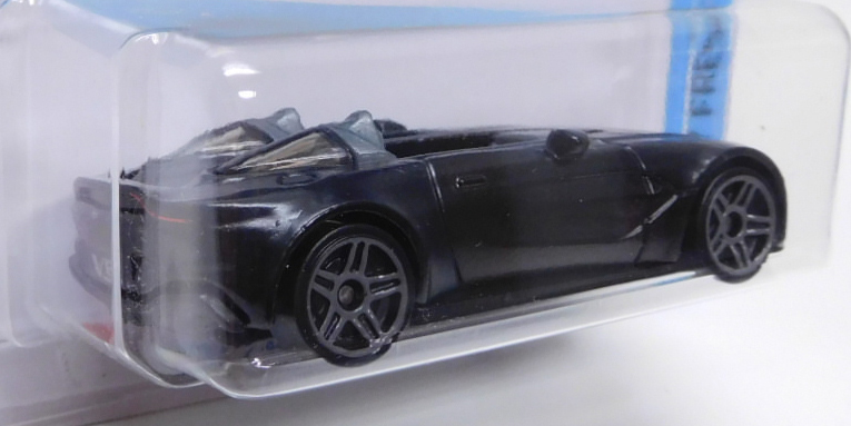 画像: 【ASTON MARTIN V12 SPEEDSTER】FLAT BLACK/PR5