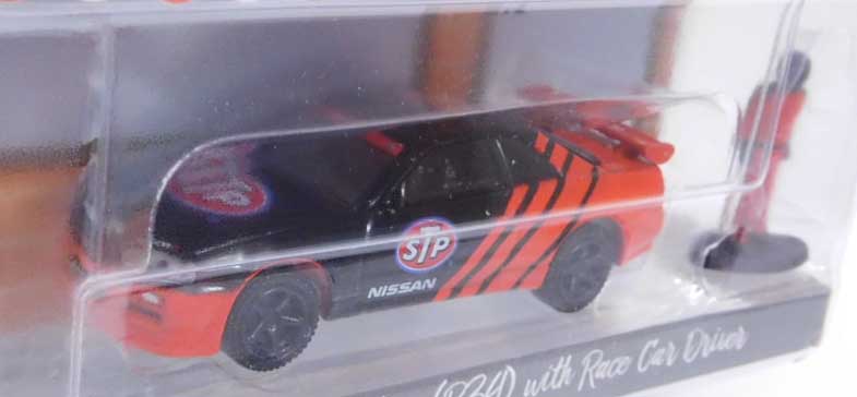 画像: 2023 GREENLIGHT THE HOBBY SHOP S13 【1999 NISSAN SKYLINE (R34) with RACE CAR DRIVER】BLACK-RED/RR (STP)