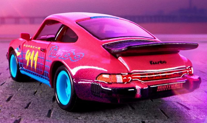 画像: 2022 MATTEL CREATIONS EXCLUSIVE 【'80 PORSCHE 911 TURBO】HOT PINK/RR