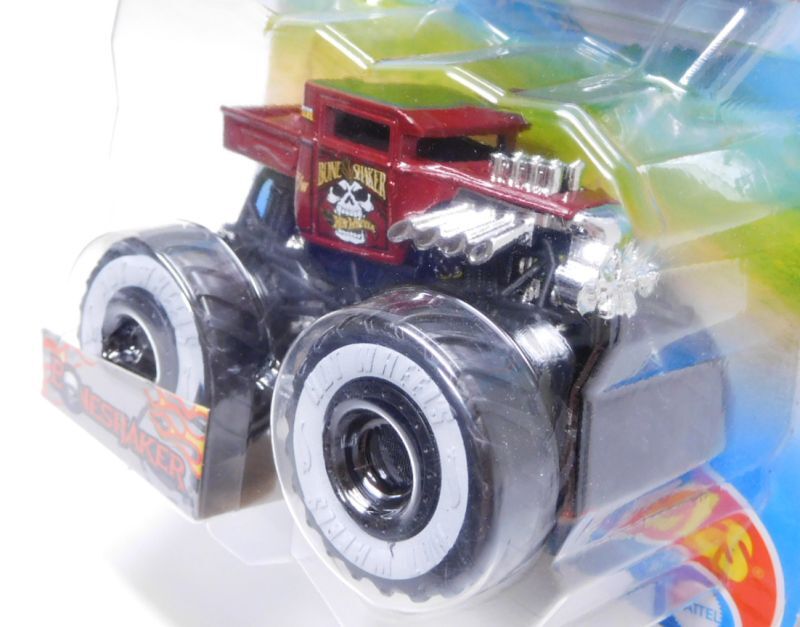 画像: 2022 HW MONSTER TRUCKS!  DUO【BONE SHAKER】 DK.RED (includes HOT WHEELS CAR)(予約不可）