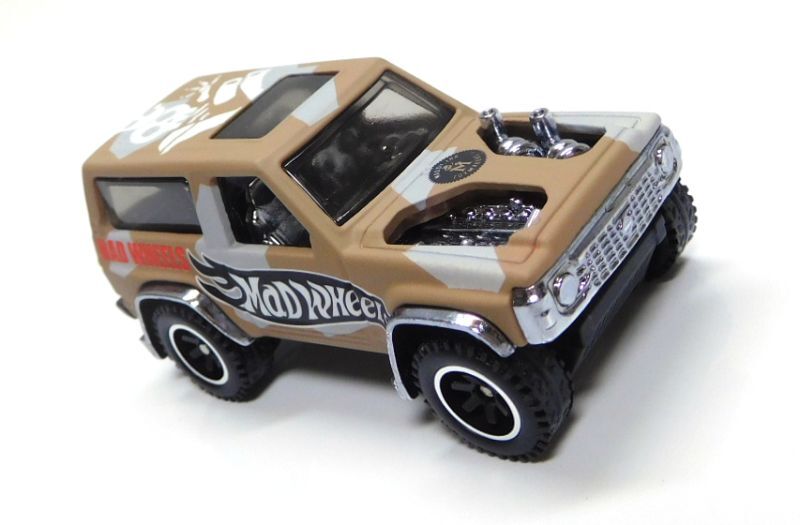 画像: MAD WHEELS (マッドホイール） 【NISSAN PATROL CUSTOM (カスタム完成品）】TAN-GRAY CAMO/RR（送料サービス適用外） 