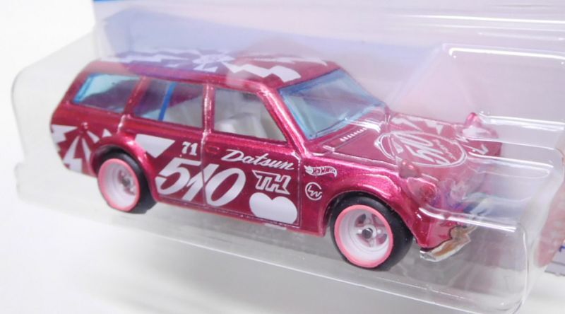 画像: 2023 SUPER TREASURE HUNTS【DATSUN BLUEBIRD WAGON [510]】SPEC.PINK/RR (予約不可)