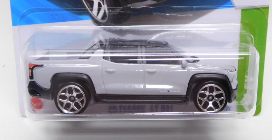 画像: 【SILVERADO EV RST】LT.GRAY