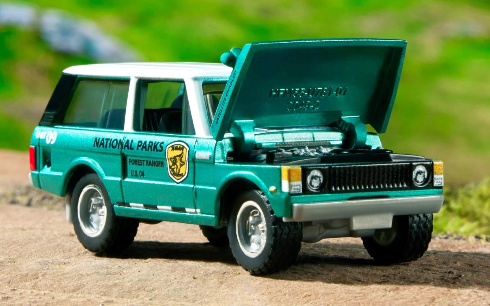 画像: 2025 MATTEL CREATIONS EXCLUSIVE 【1975 RANGE ROVER (フード開閉）】MINT GREEN/RR (予約不可）