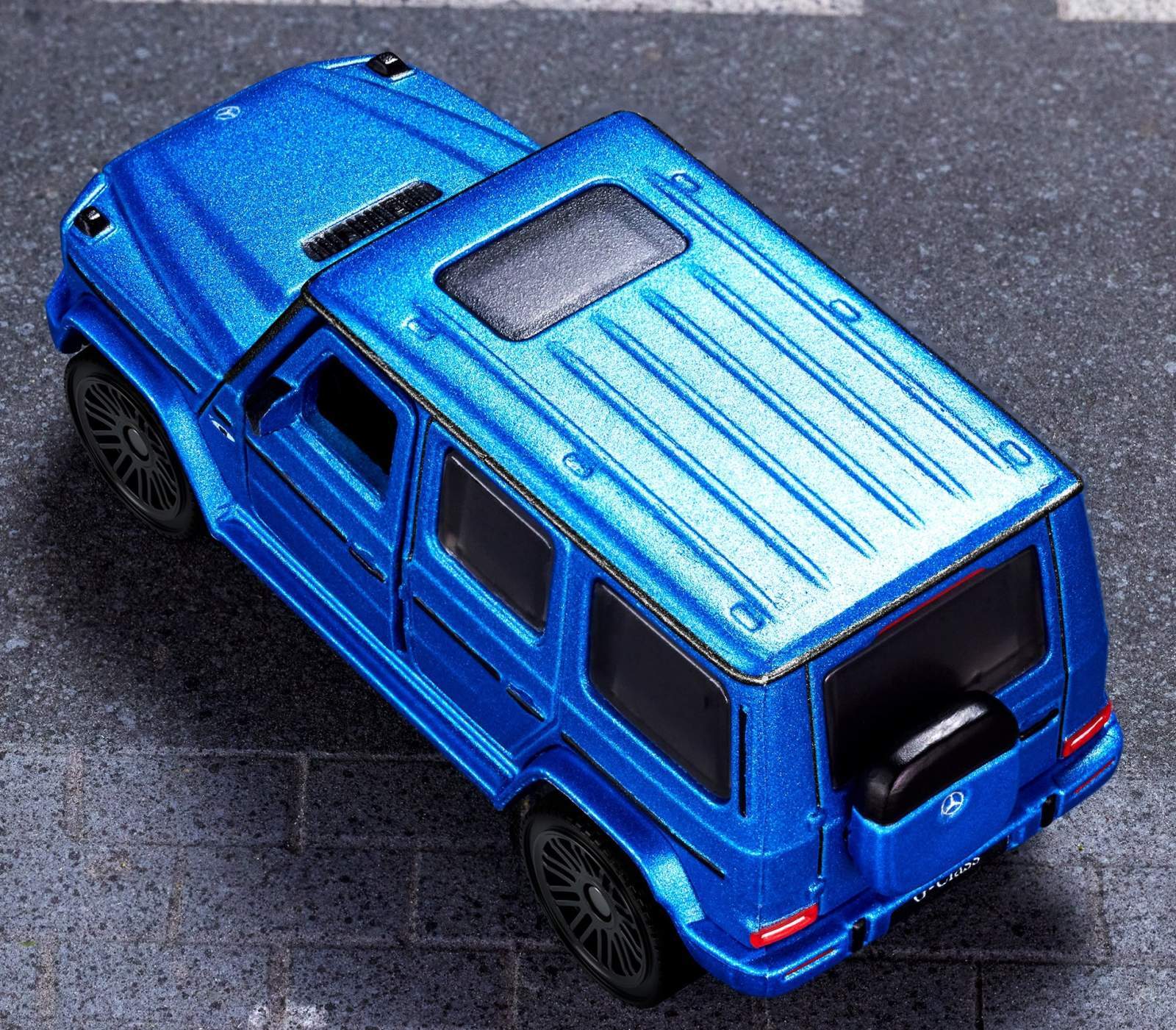 画像: 2024 MATTEL CREATIONS EXCLUSIVE 【MERCEDES-BENZ G 580 With EQ Technology (ドア開閉）】BLUE/RR (予約不可）