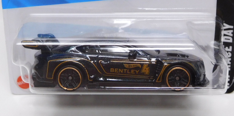画像: 【2018 BENTLEY CONTINENTAL】BLACK