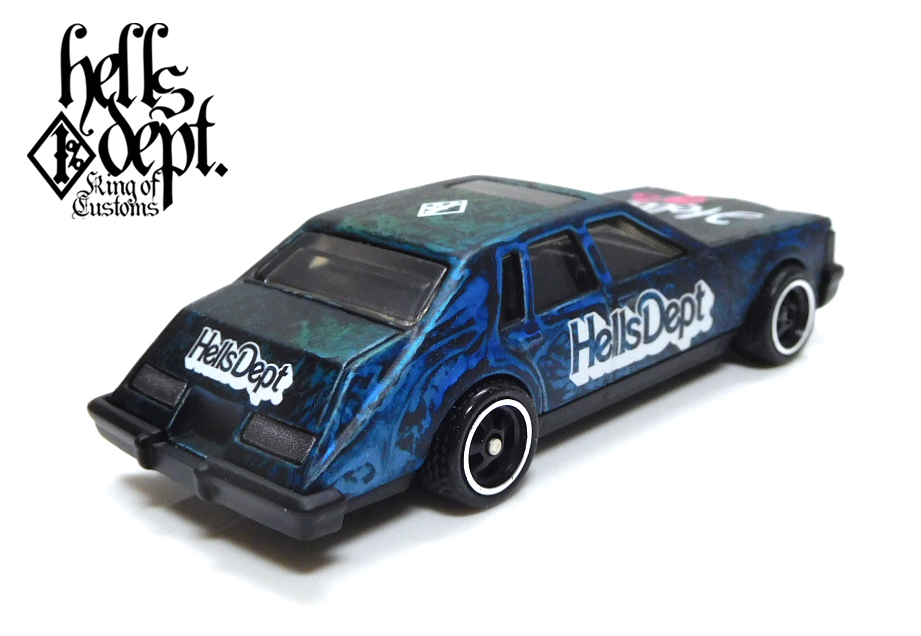 画像: HELLS DEPT 2025 - カツヌマ製作所 【CADILLAC SEVILLE(カスタム完成品）】BLACK-BLUE-GREEN/RR （送料サービス適用外）