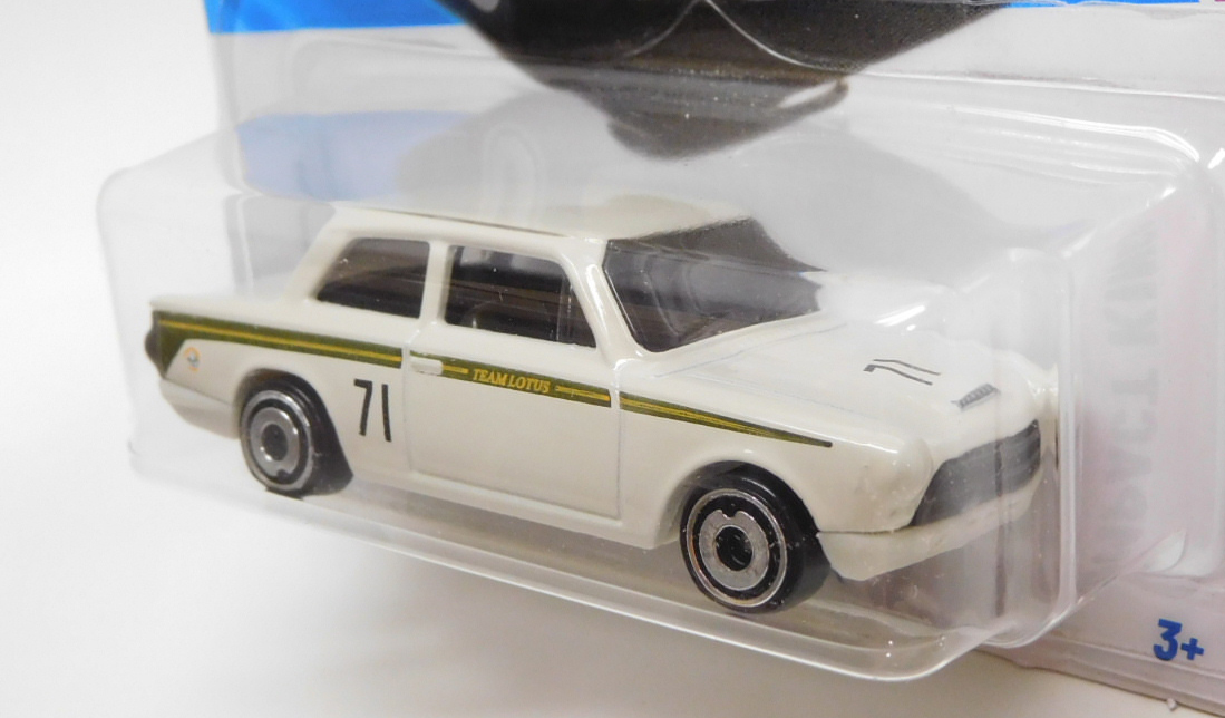 画像: 【LOTUS CORTINA】IVORY (NEW CAST)