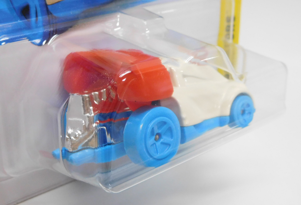 画像: 【QUICK CHAT】WHITE (NEW CAST)(お一人様2点まで）