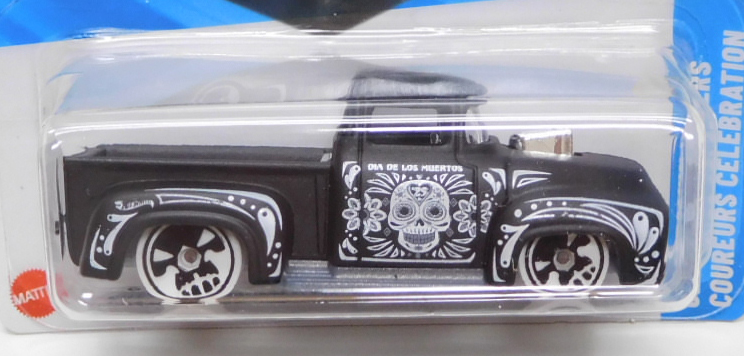 画像: 【CUSTOM '56 FORD TRUCK】FLAT BLACK/SKULL WHEELS