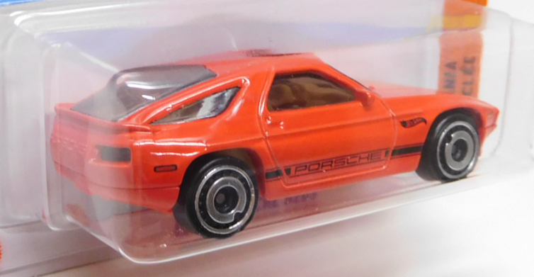 画像: 【1983 PORSCHE 928S】RED (NEW CAST)