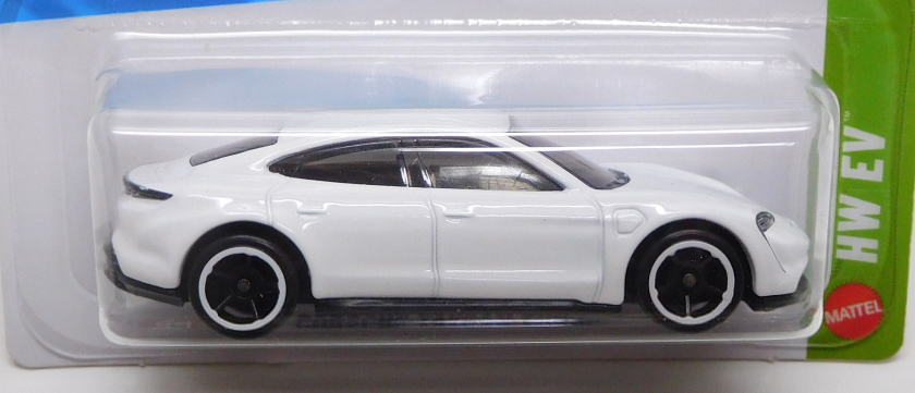 画像: 【PORSCHE TAYCAN TURBO S】WHITE