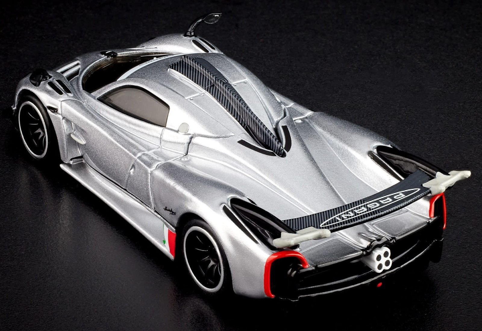 画像: 2026 RLC EXCLUSIVE 【’21 PAGANI HUAYRA R (リアフード脱着）】PEARL SILVER/RR