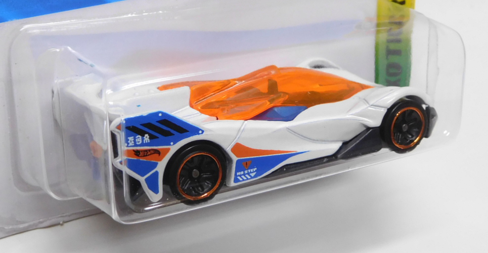 画像: 【X-CCELERON】WHITE (NEW CAST)