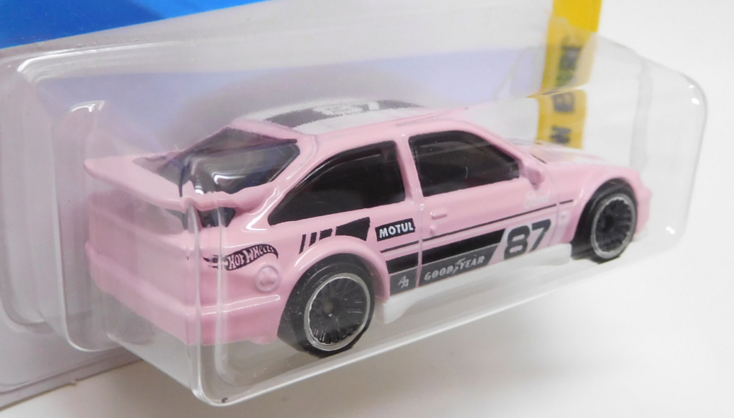 画像: 【'87 FORD SIERRA COSWORTH】PINK