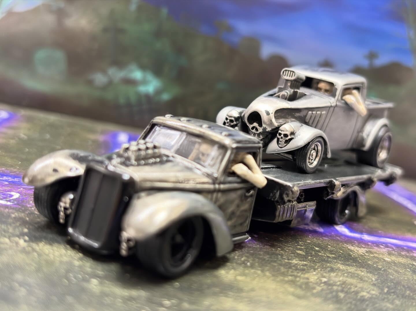 画像: HELLS DEPT 2026 - COVA MANUFACTURING FACTORY 【WILLYS with SKULL DRIVERS + TRANSPORT with SKULL DRIVERS 2台セット (カスタム完成品）】RUST ZAMAC/RR （送料サービス適用外）