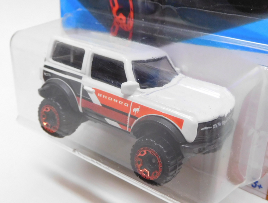 画像: 【'21 FORD BRONCO】WHITE