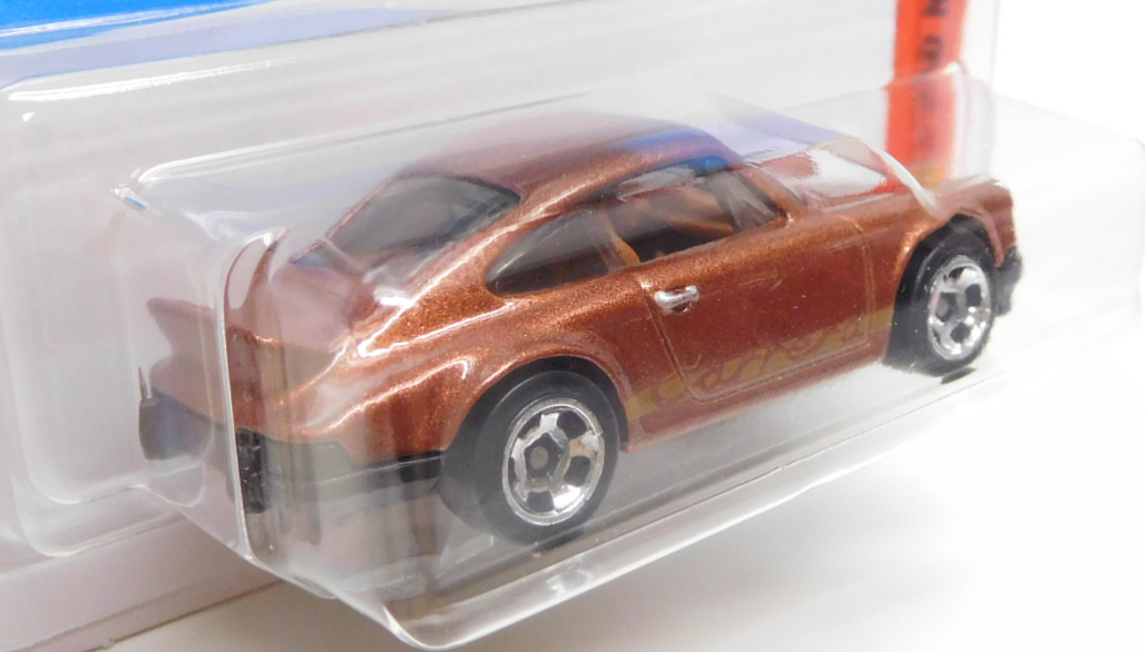 画像: 【PORSCHE 911 CARRERA RS 2.7】BROWN