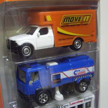 画像: 2010 MATCHBOX 5PACK - CITY ACTION No.11 【MBX Mover / MBX Street Cleaner / GMC School Bus / 2006 Volkswagen Caddy / Ice Cream Van 】