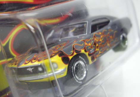 画像: GREENLIGHT MILEZONE'S EXCLUSIVE FLAMES THE SERIES 【1969 FORD MUSTANG BOSS 429】 FLAT GRAY/RR (限定1500台）