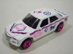 画像: 【MERCEDES 380 SEL】　WHITE/PINK UH (PAINTED BASE)