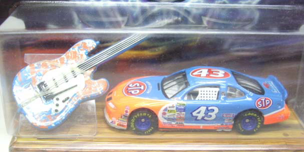 画像: 2000 HOT WHEELS RACING NASCAR ROCKS AMERICA 【#43 TEAM STP PONTIAC GRAND PRIX】　LT.BLUE/RR