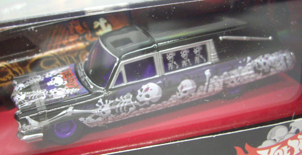 画像: 2007 CUSTOM CAR SHOW JAPAN 【"THE WORLD OF VOLTAIRE" DAIRY DELIVERY/ '63 CADILLAC FLEETWOOD HEARSE】　BLACK/RR (with DINNER STICKER)