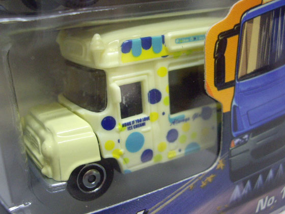 画像: 2010 MATCHBOX 5PACK - CITY ACTION No.11 【MBX Mover / MBX Street Cleaner / GMC School Bus / 2006 Volkswagen Caddy / Ice Cream Van 】