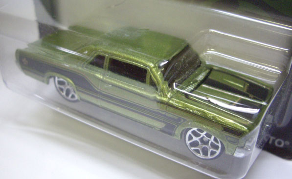 画像: 2009 WALMART EXCLUSIVE CLOVER CARS 【PONTIAC GTO】　MET.GREEN/5Y