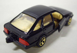 画像: FAO SCHWARZ GOLD SERIES COLLECTION III 【FORD SIERRA 23 GHIA】 BLACK/GOLD 5SP