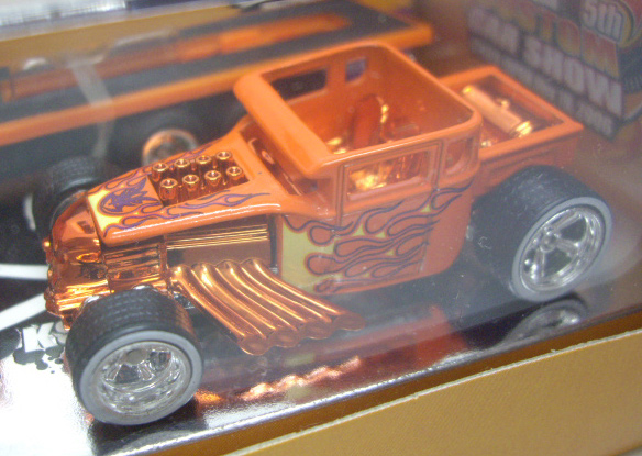 画像: 2006 CUSTOM CAR SHOW JAPAN 【"BONE SHAKER EXPRESS" BONE SHAKER / '38 FORD C.O.E】　ORANGE/RR (DINNER Ver.) 限定500セット