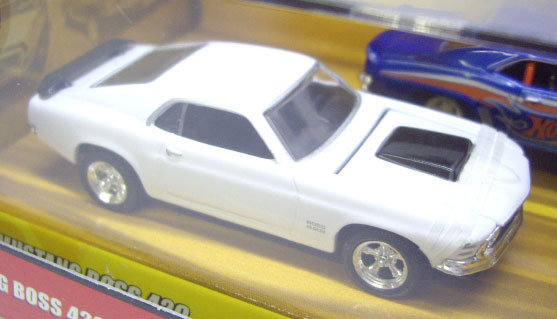 画像: MOTOWN METAL  【'70 MUSTANG BOSS 429/ '69 CHEVY CAMARO】 WHITE/BLUE  /RR