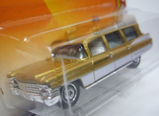 画像: 2010 【'63 CADILLAC AMBULANCE】 GOLD (WALMART EXCLUSIVE COLOR)