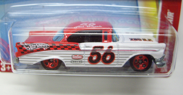 画像: 2011 WALMART EXCLUSIVE "CARS OF THE DECADES" 【'56 CHEVY BEL AIR】 RED-WHITE/5SP