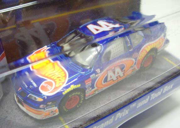 画像: 1998 HOT WHEELS PRO RACING PIT CREW 【TEAM HOT WHEELS KYLE PETTY/PONTIAC GRAND PRIX and TOOL BOX】　BLUE/RR