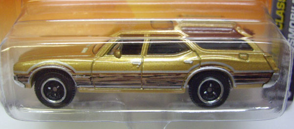 画像: 2010 【'71 OLDSMOBILE VISTA CRUISER】 GOLD