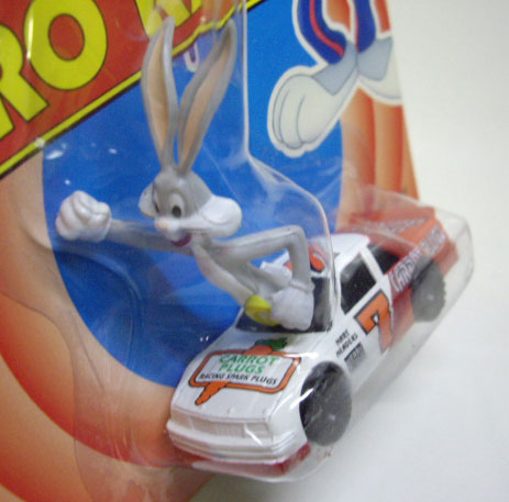 画像: 1993 MATCHBOX LOONEY TUNES PRO RACERS 【BUGS BUNNY / CHEVROLET LUMINA】 WHITE