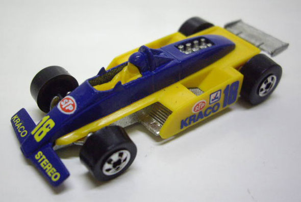 画像: LOOSE - PARK'N PLATES 【THUNDERSTREAK KRACO (2199)】BLUE-YELLOW/BW  (BLUE PLATE)