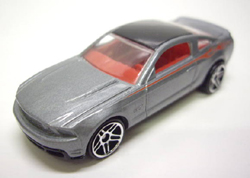 画像: LOOSE - 2009 RLC MUSTANG MANIA 10 CAR SET 【2010 FORD MUSTANG GT】　MET.GRAY/PR5